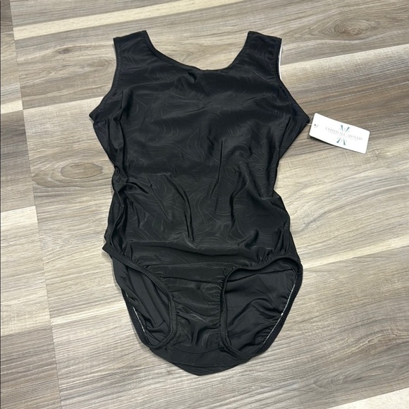 🏁 united all around gymnastics, bodysuit size youth medium NWT - Picture 1 of 6